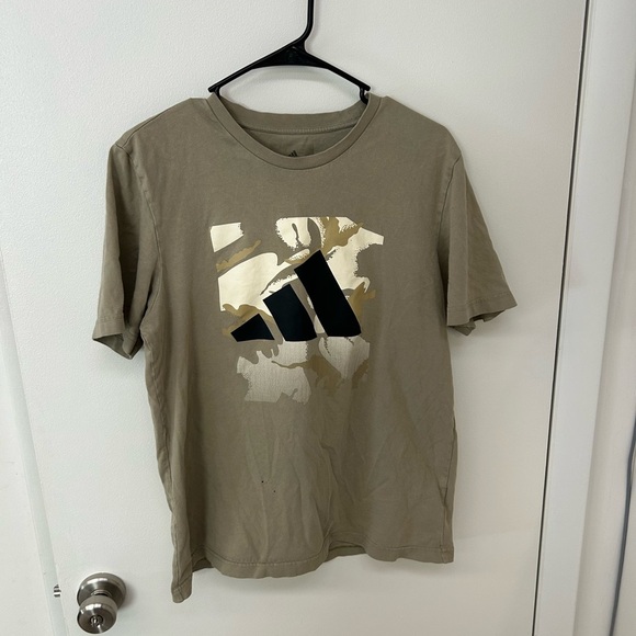 Adidas Men's Green Graphic T-Shirt - Picture 1 of 4